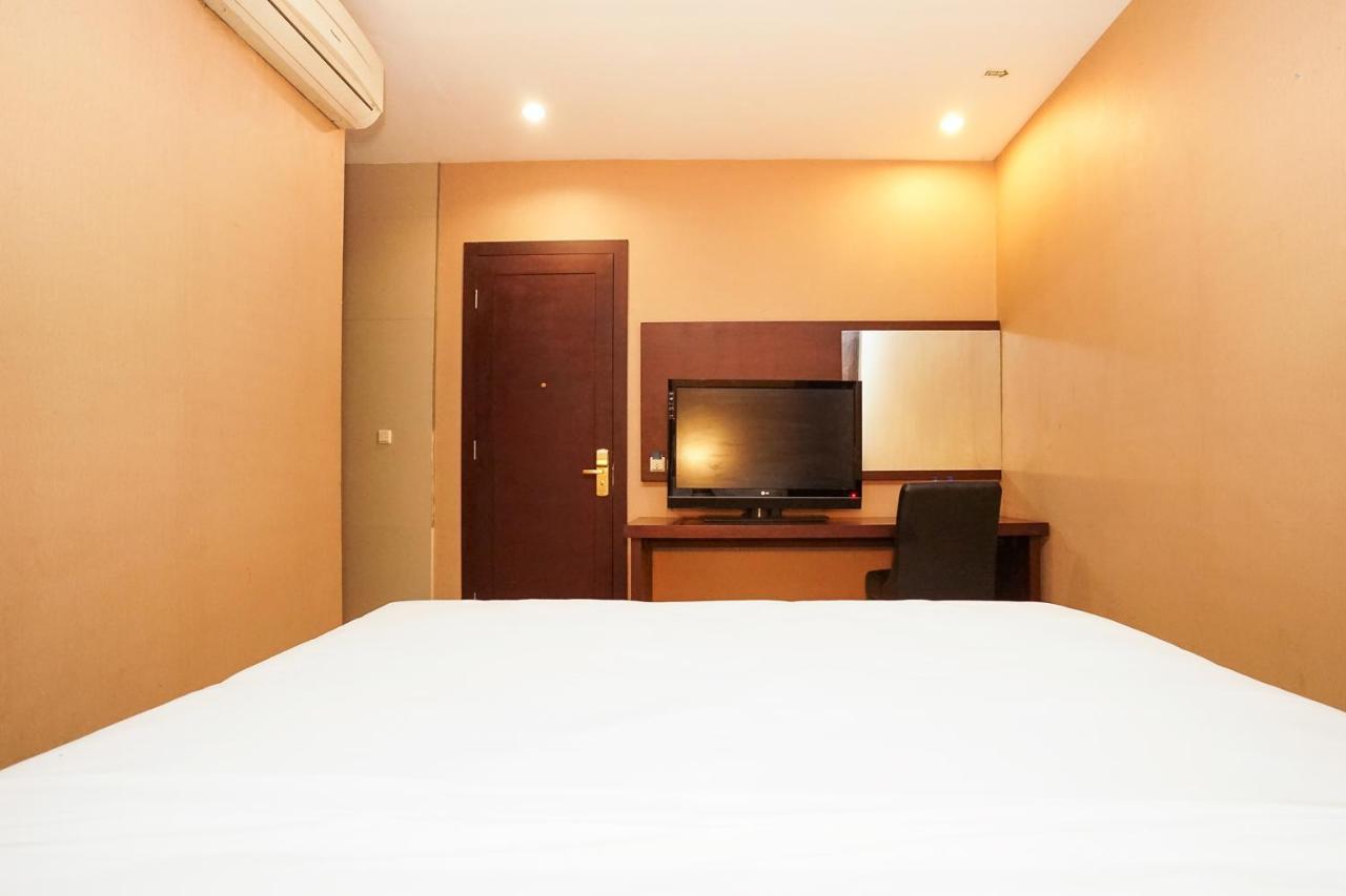 Homestay 3 สุราบายา ภายนอก รูปภาพ