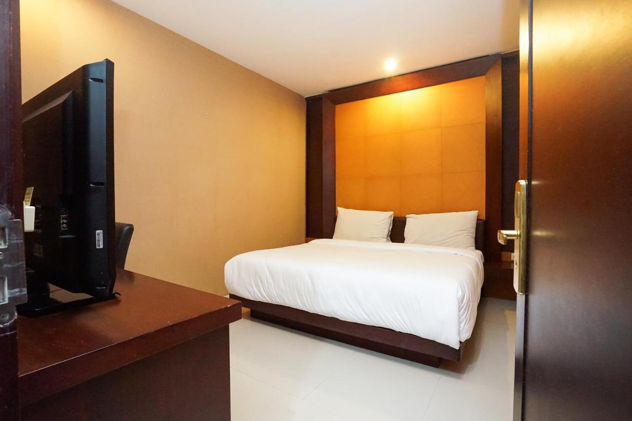 Homestay 3 สุราบายา ภายนอก รูปภาพ