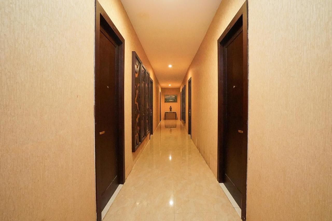Homestay 3 สุราบายา ภายนอก รูปภาพ