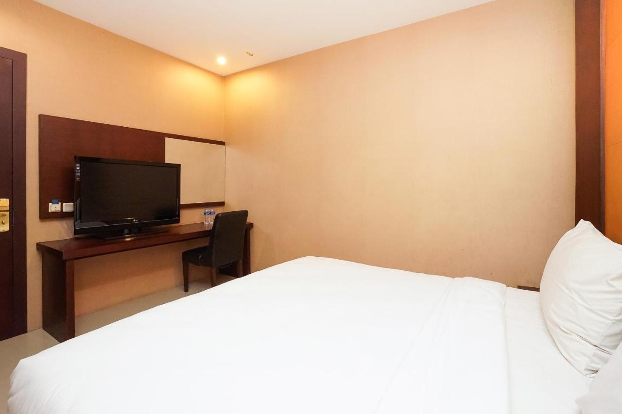 Homestay 3 สุราบายา ภายนอก รูปภาพ